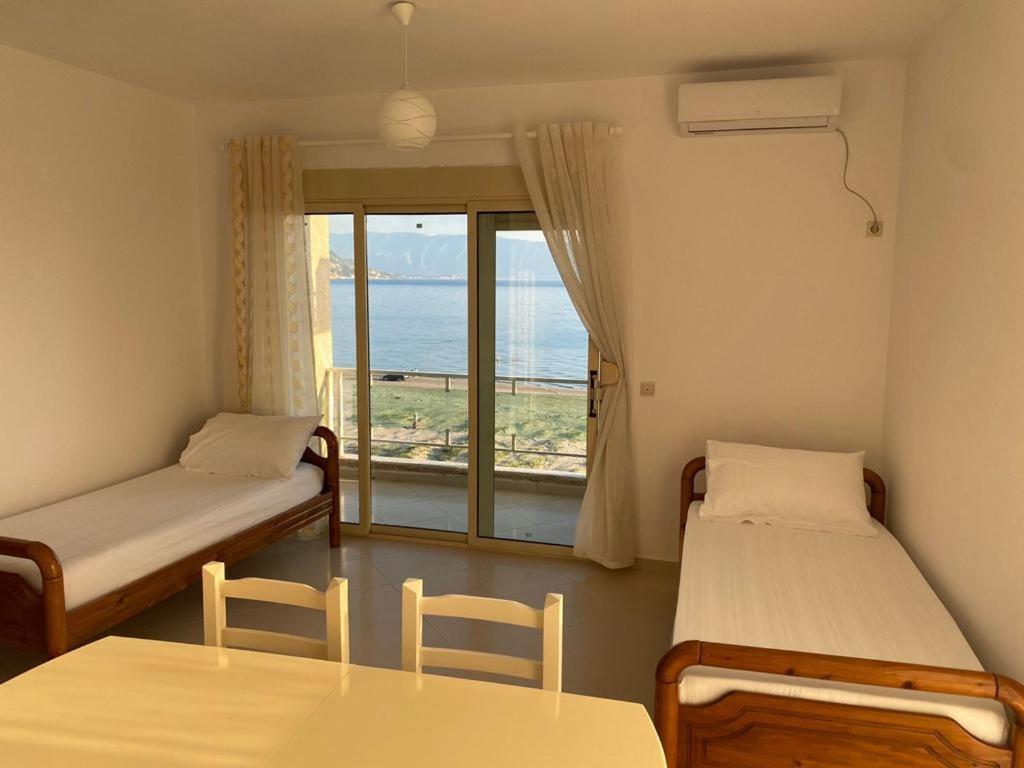 Sea View Vlora Apartment Exterior photo