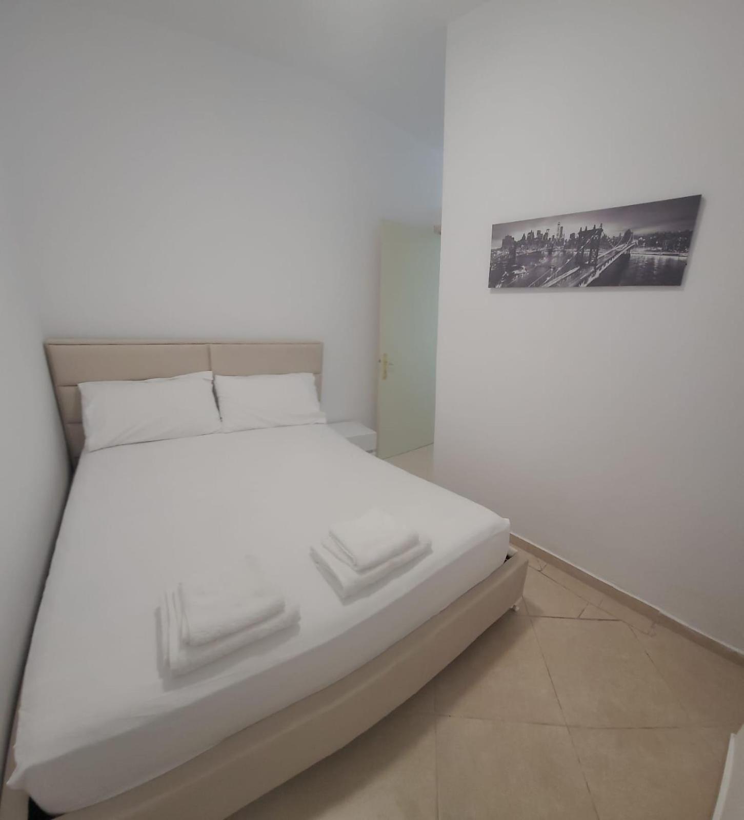 Sea View Vlora Apartment Exterior photo