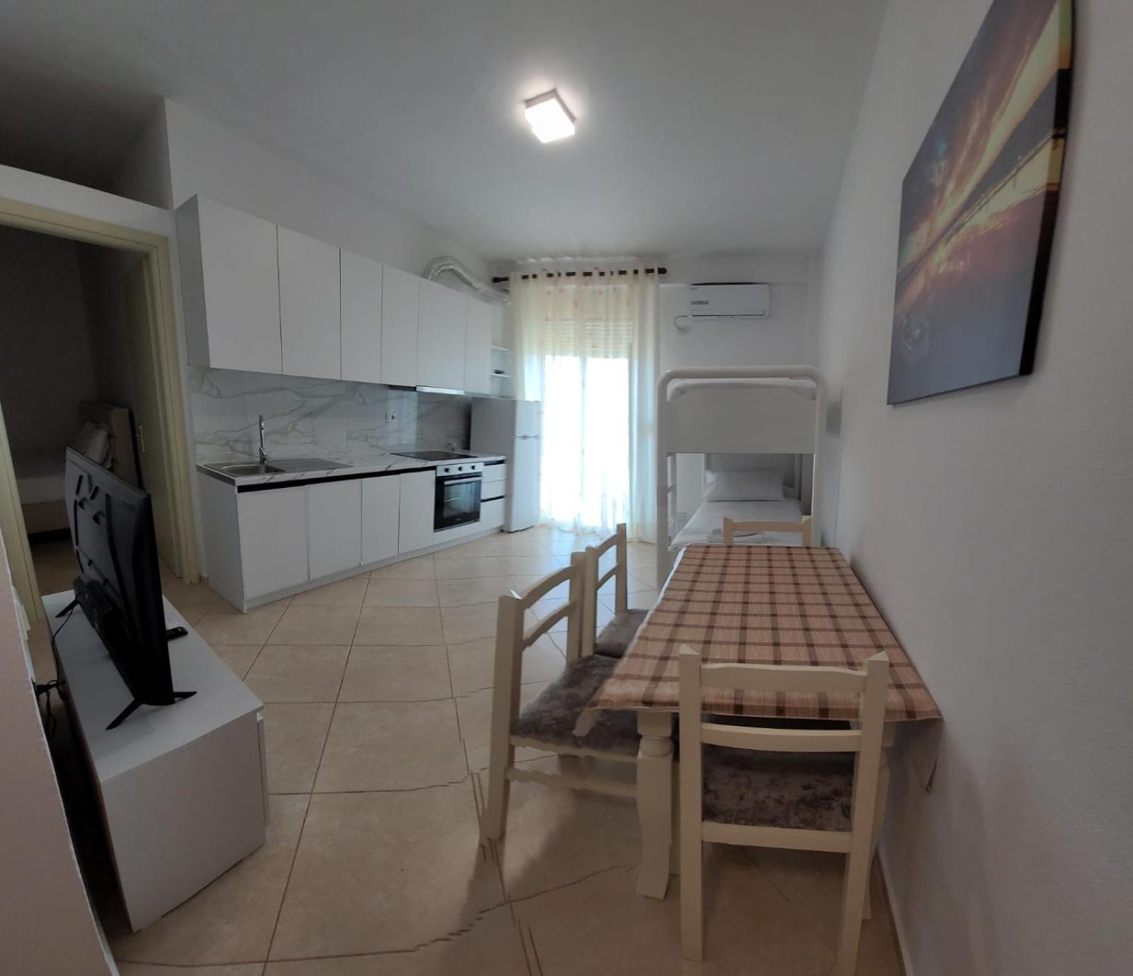 Sea View Vlora Apartment Exterior photo
